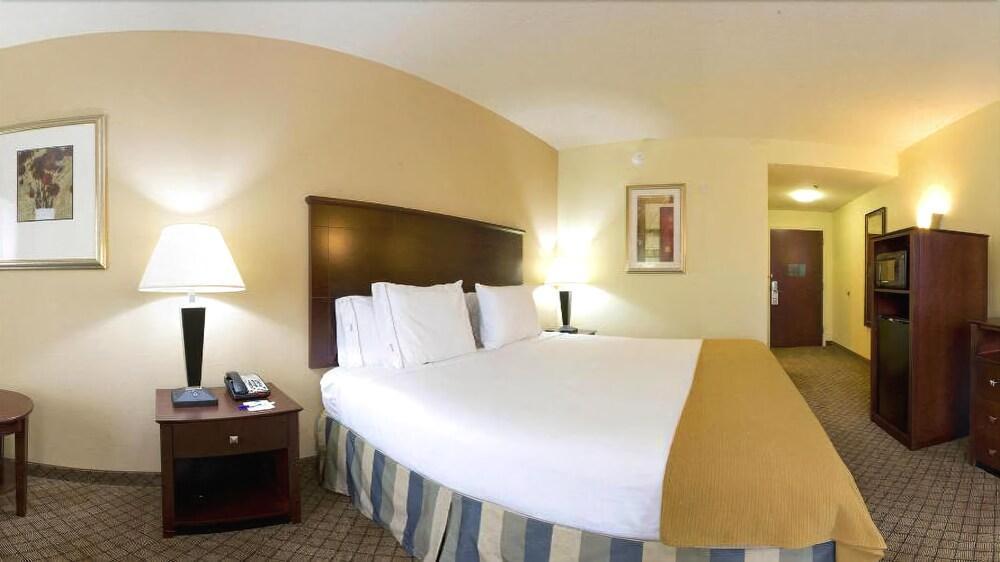 Holiday Inn Express Hotel & Suites Millington-Memphis Area By Ihg Exterior foto